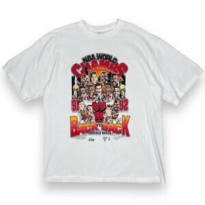 Vintage 90s Salem NBA Chicago Bulls Back-to-Back World Champs Graphic T-Shirt XL